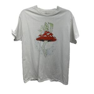 Thrifted Brand Don’t Trip Mushroom Distressed Tshirt Unisex Size‎ Small
